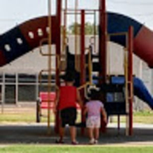 Meet your Posher, Elise